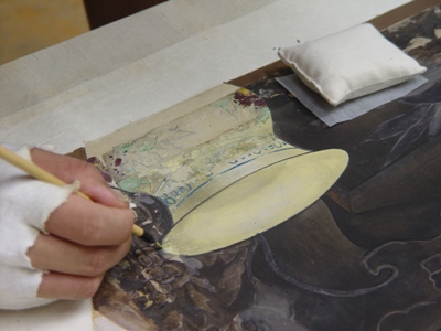 （陳進「悠閒」，1935，膠彩、絹，136×161公分）  | 修復過程：全色處理 的圖說